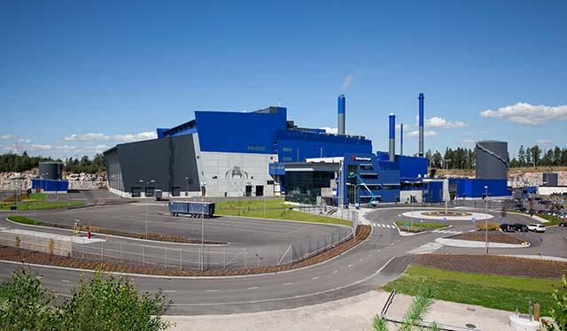 Vantaan Energia tekee jätteestä pienin päästöin edullista energiaa