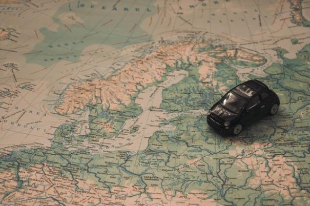 adventure-baltic-sea-car-21014