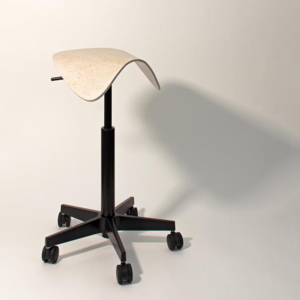JPG+Medium+(RGB)_HiPer-VTT-ISKU-chair-2024