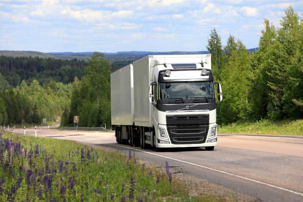 Kuvituskuva_Raskas Volvo