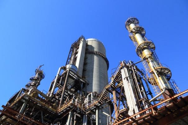 view-of-factory-against-blue-sky-257700 (1)