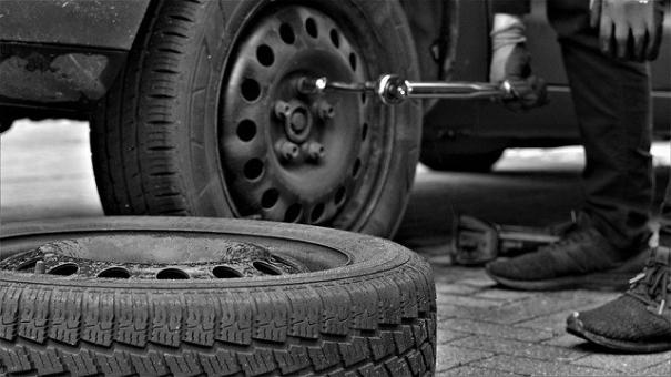 winter-tires-4664205_640